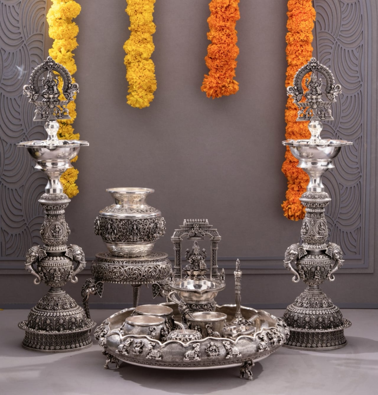 Pooja set with Villaku 